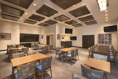 Hampton Inn & Suites Washington, D.C. - Navy Yard
