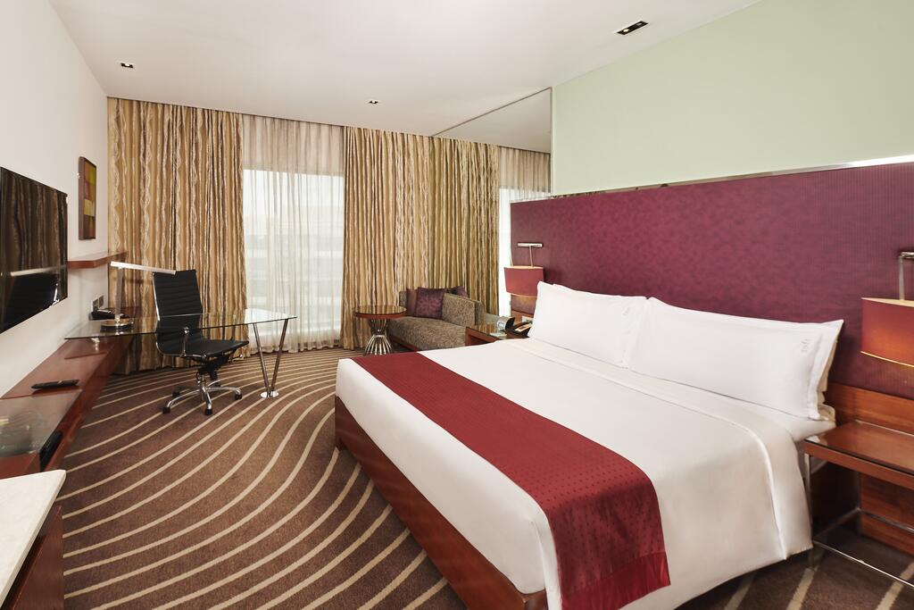 Holiday Inn Mumbai International Airport - Tap to explore photos