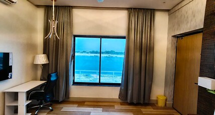 Nirvana Riverview Suites - Namo Ghat Room Type - Deluxe Riverview Room - 1