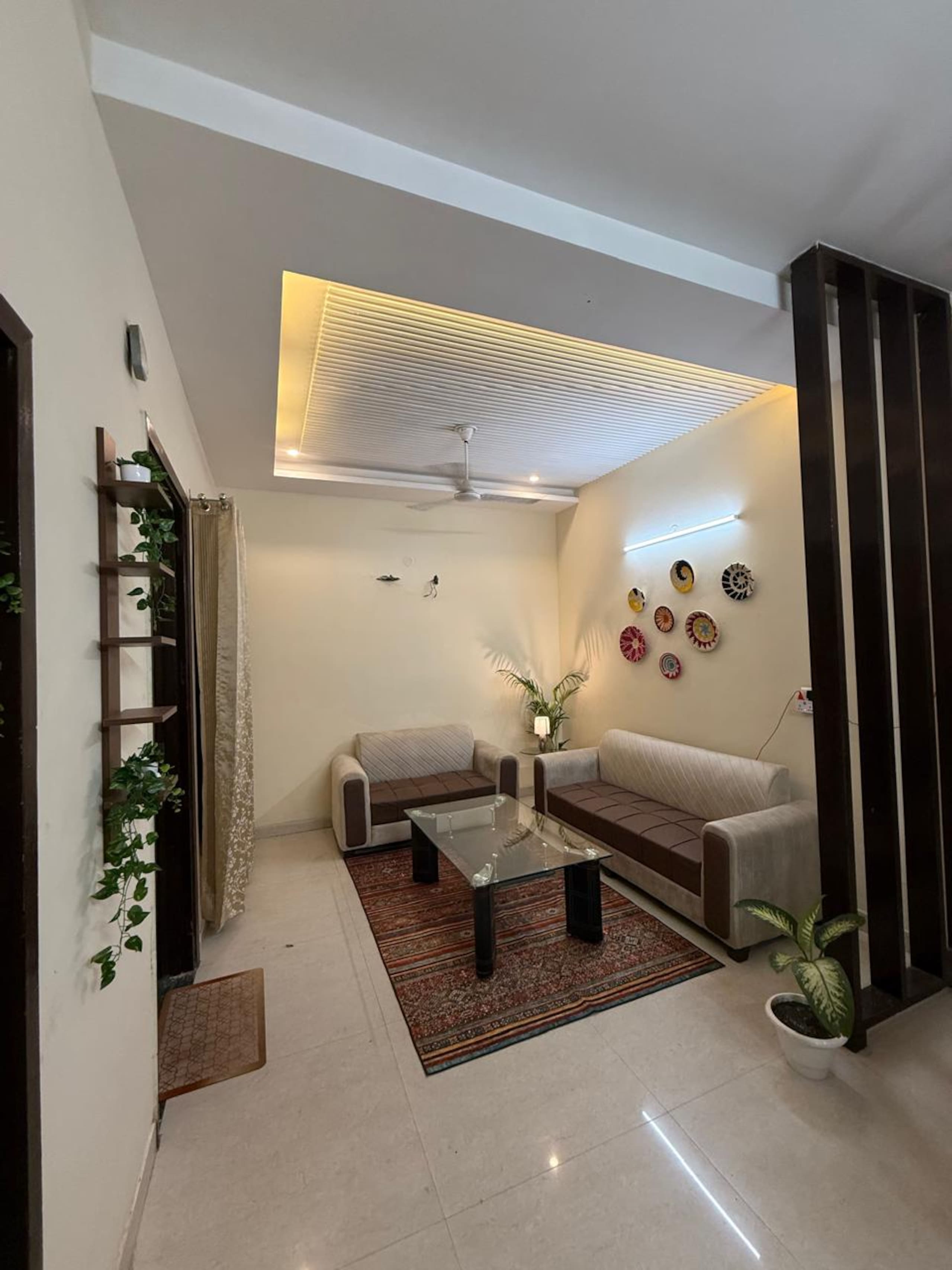 Cozy Independent Villa Cental loc - Tap to explore photos