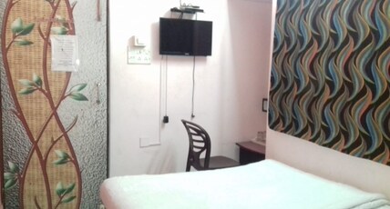Karunamoyee Guest House Room Type - AC Room