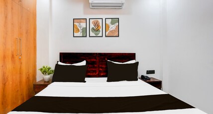 Townhouse Sector 143B Noida Room Type - Premium