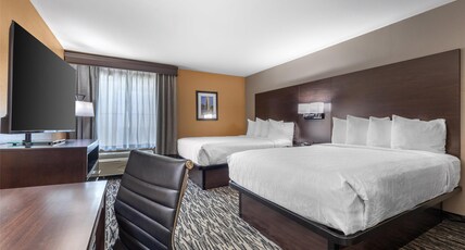 Best Western Plus Denton Inn & Suites Room Type - Accessible - 2 Queen, Mobility Accessible, Bathtub, Wi-Fi, Non-Smoking, Full Breakfast Best Western Plus Denton Inn & Suites Room Type - Accessible - 2 Queen, Mobility Accessible, Bathtub, Wi-Fi, Non-Smoking, Full Breakfast