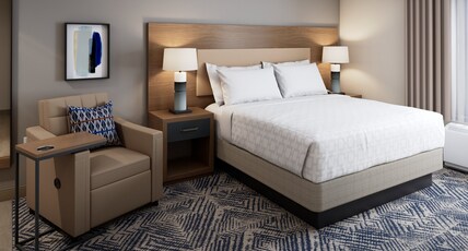 Candlewood Suites MOBILE WEST - I-65 by IHG Room Type - 1 King Communication Mobility Accessible Roll In Shower