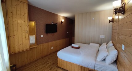 Hotel Fifth Season Pahalgam Room Type - Deluxe
