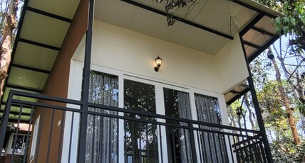 Tree Valley Resort | Valley View with Pool Room Type - Cliff Cottage