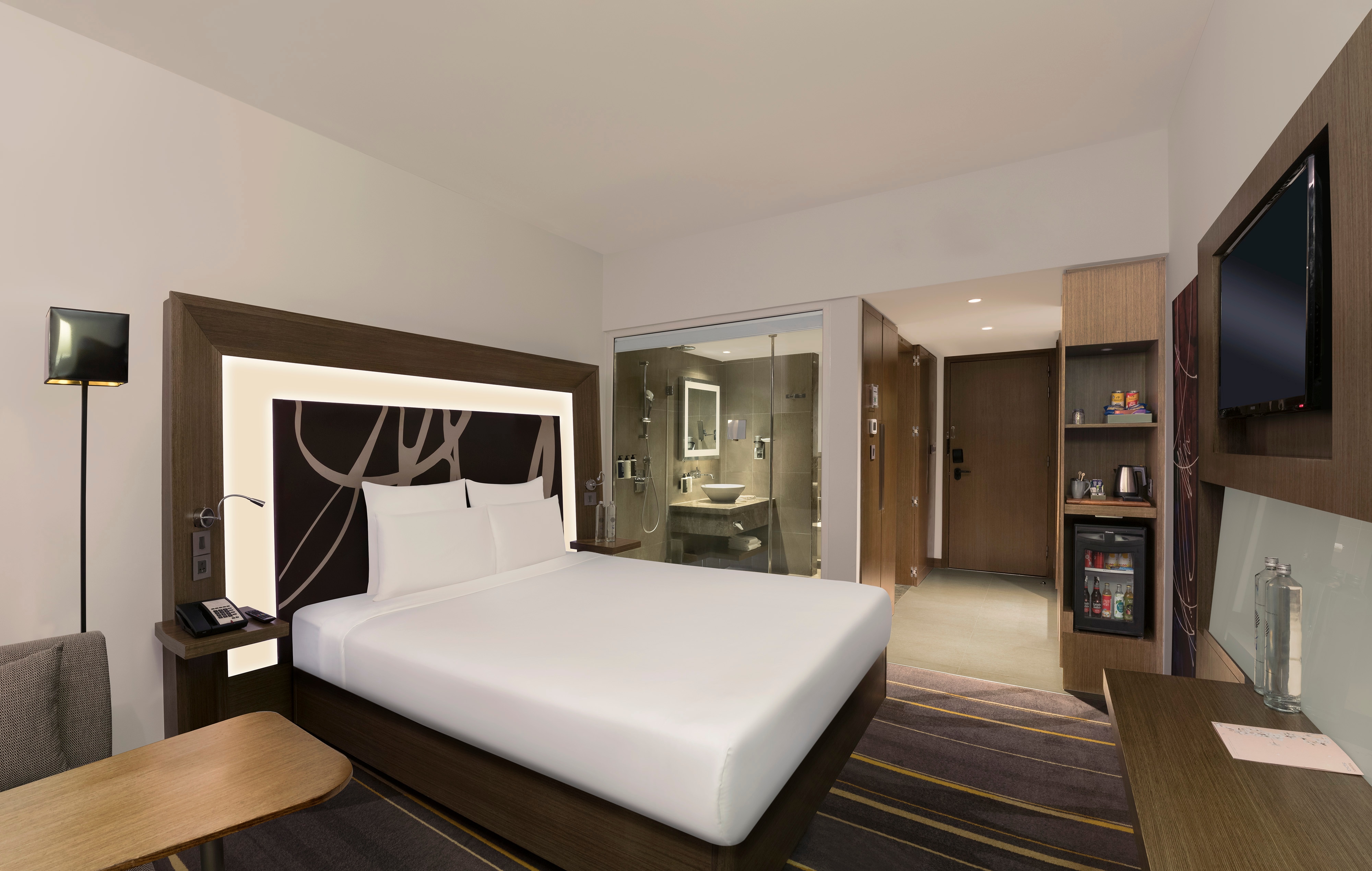 Novotel New Delhi Aerocity - Tap to explore photos