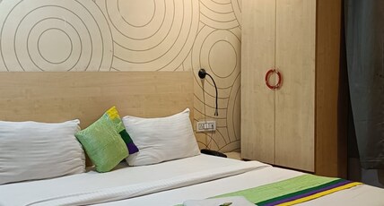 Hotel Royal Inn Shahdara Room Type - Deluxe Room