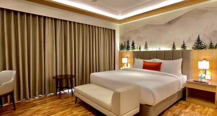 Best Western Matra Kasauli Room Type - King Bed Non Smoking Standard Room