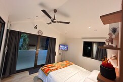 HLN 35 Home In The Lap Of Nature 3 BHK Villa