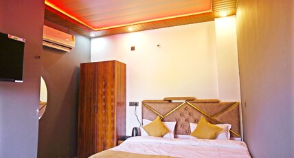Bills Farm Room Type - DELUXE ROOM