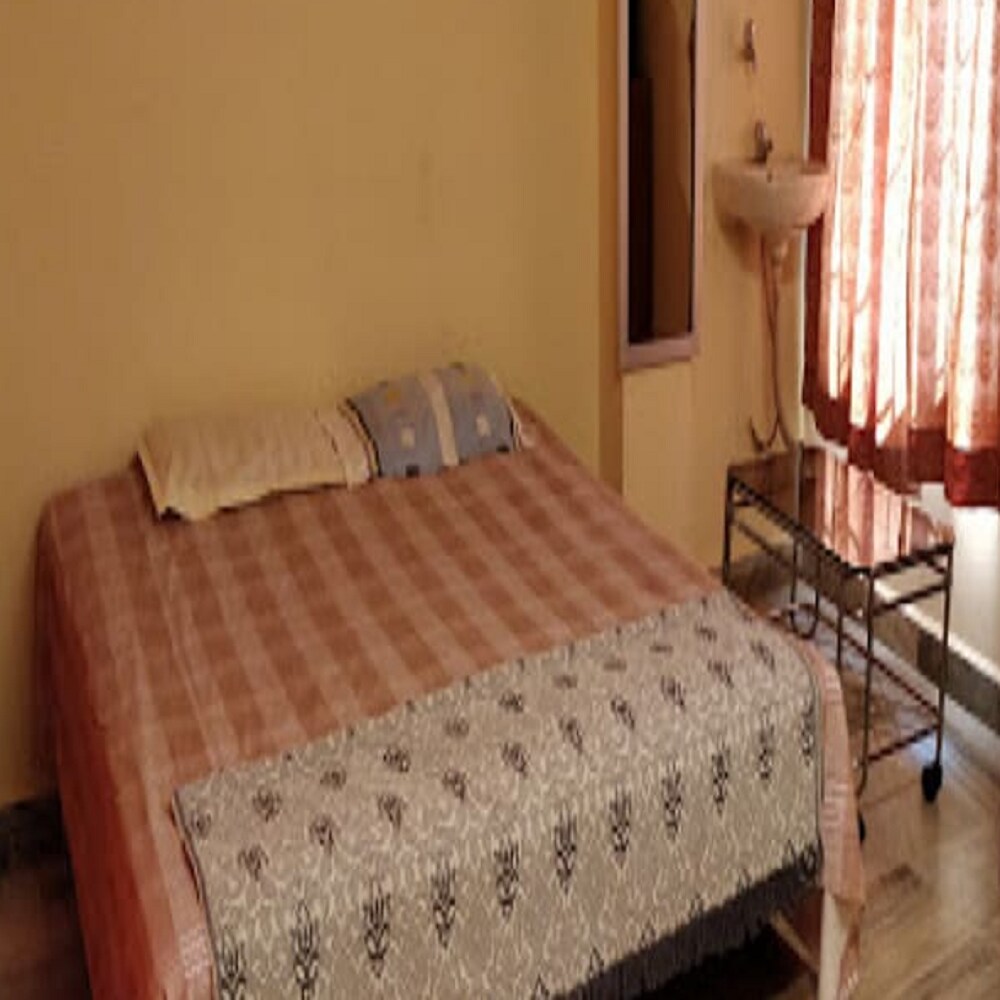 Matoshree Bed and Breakfast - Tap to explore photos