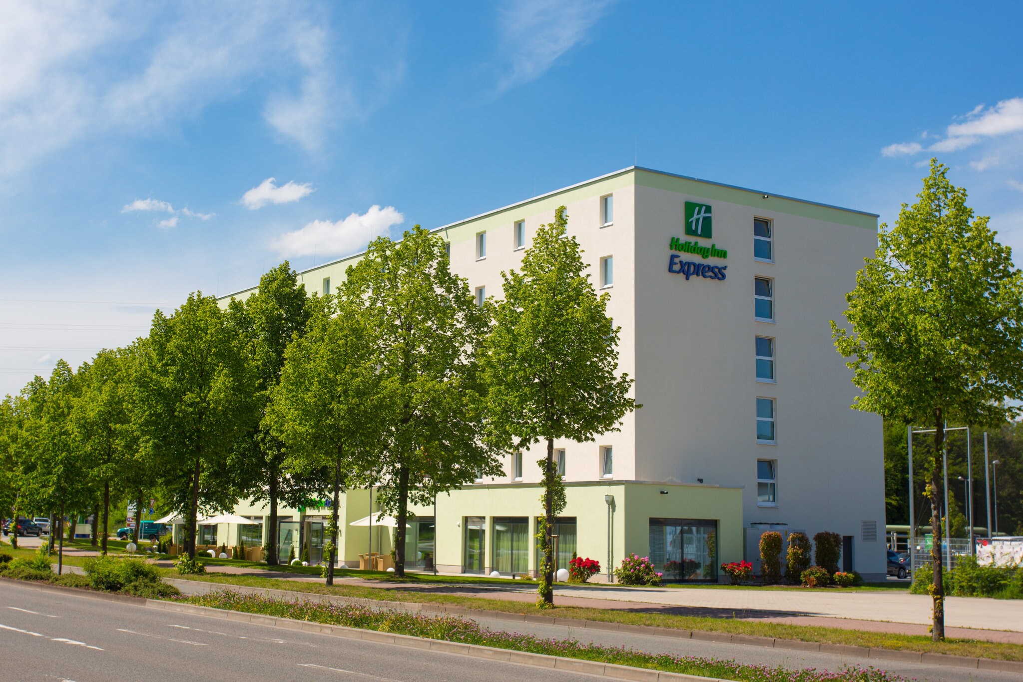 Holiday Inn Express Neunkirchen - Tap to explore photos