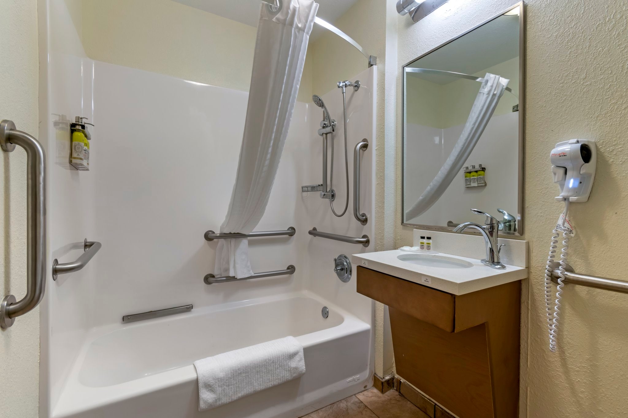 Candlewood Suites READING, an IHG hotel - Tap to explore photos