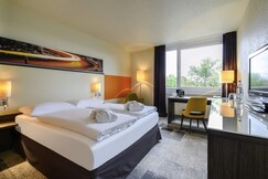 MERCURE HOTEL KOELN- WEST