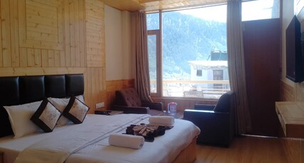 Whistling Wood Guest House Room Type - Super Deluxe Room
