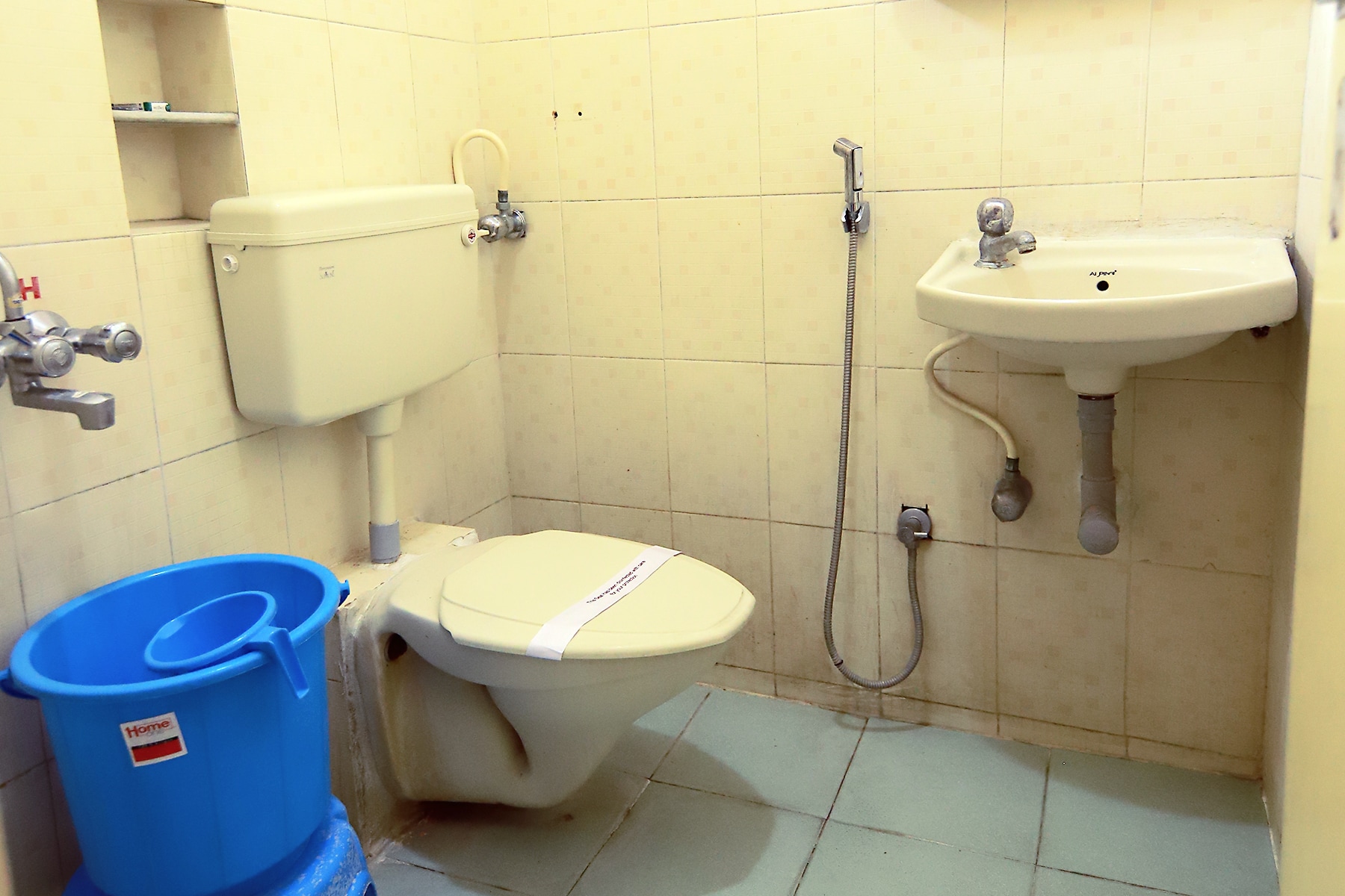 Hotel Kirthika Palace - Tap to explore photos