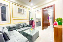 413AP I 47 - 1bhk, Luxury Apt, Couple, Family, Patient long homestay by Instay