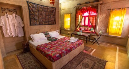 Hotel Oasis Haveli Room Type - Superior Room with Fort View.