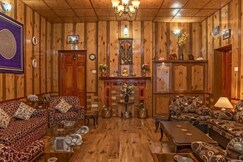 Harris Lodge - 4 Room Villa with Private Garden