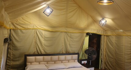 Allure De Baranti Room Type - AC Swiss Cottage