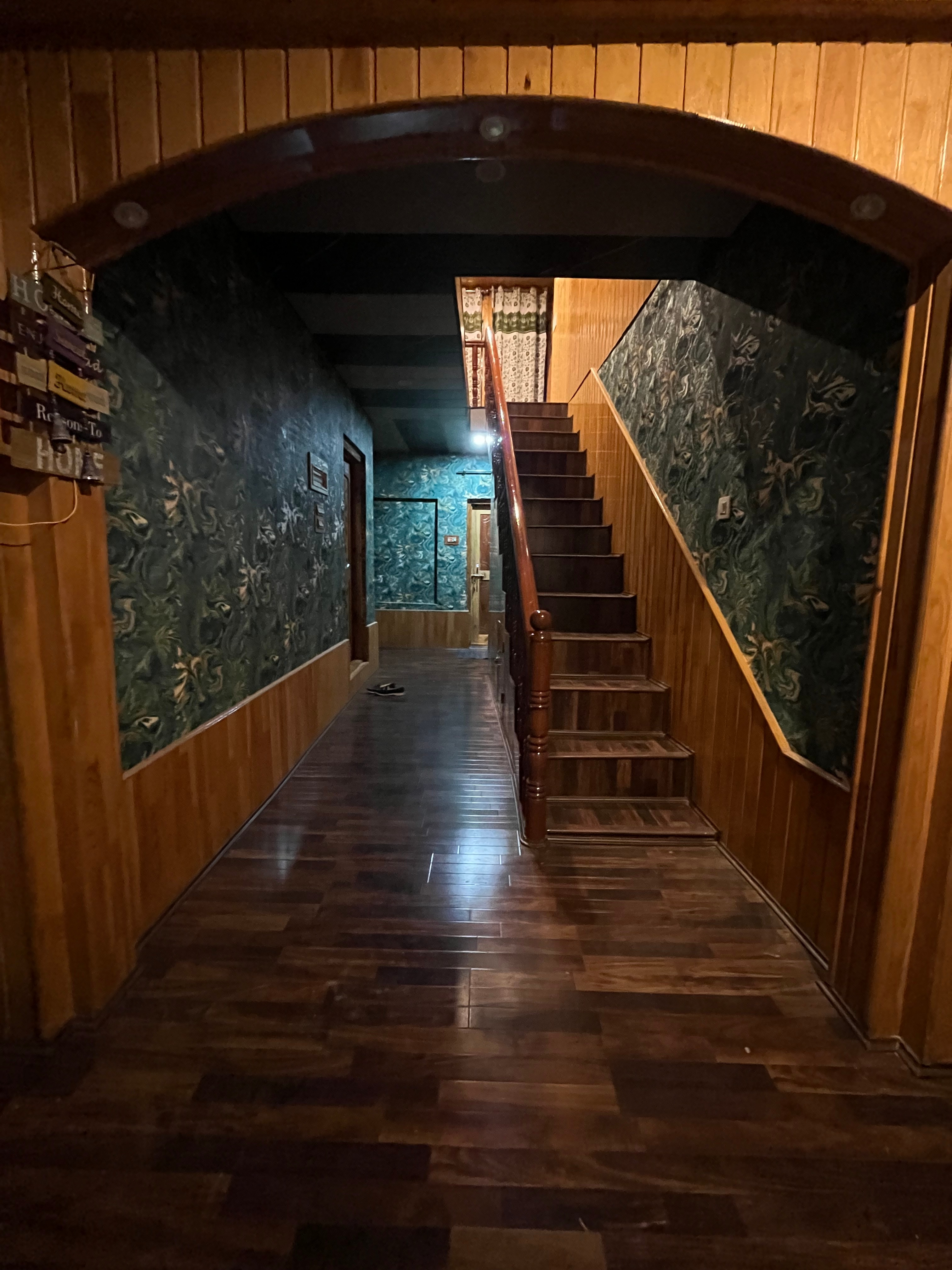Sheraz Guest House - Tap to explore photos