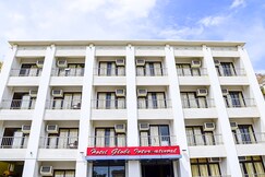 Globe International