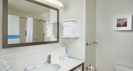 Hampton Inn - Jupiter/Juno Beach Room Type - 2 QUEEN BEDS NONSMOKING