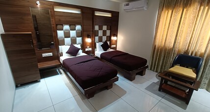 Hotel Viram, Killa Pardi Room Type - Deluxe Twin Bed