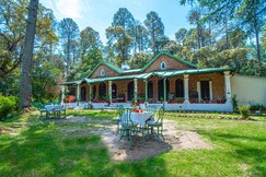 StayVista at Colonial Retreat