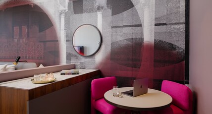 Indigo Sydney Potts Point Room Type - 1 King Suite Harbour View High Floor Balcony
