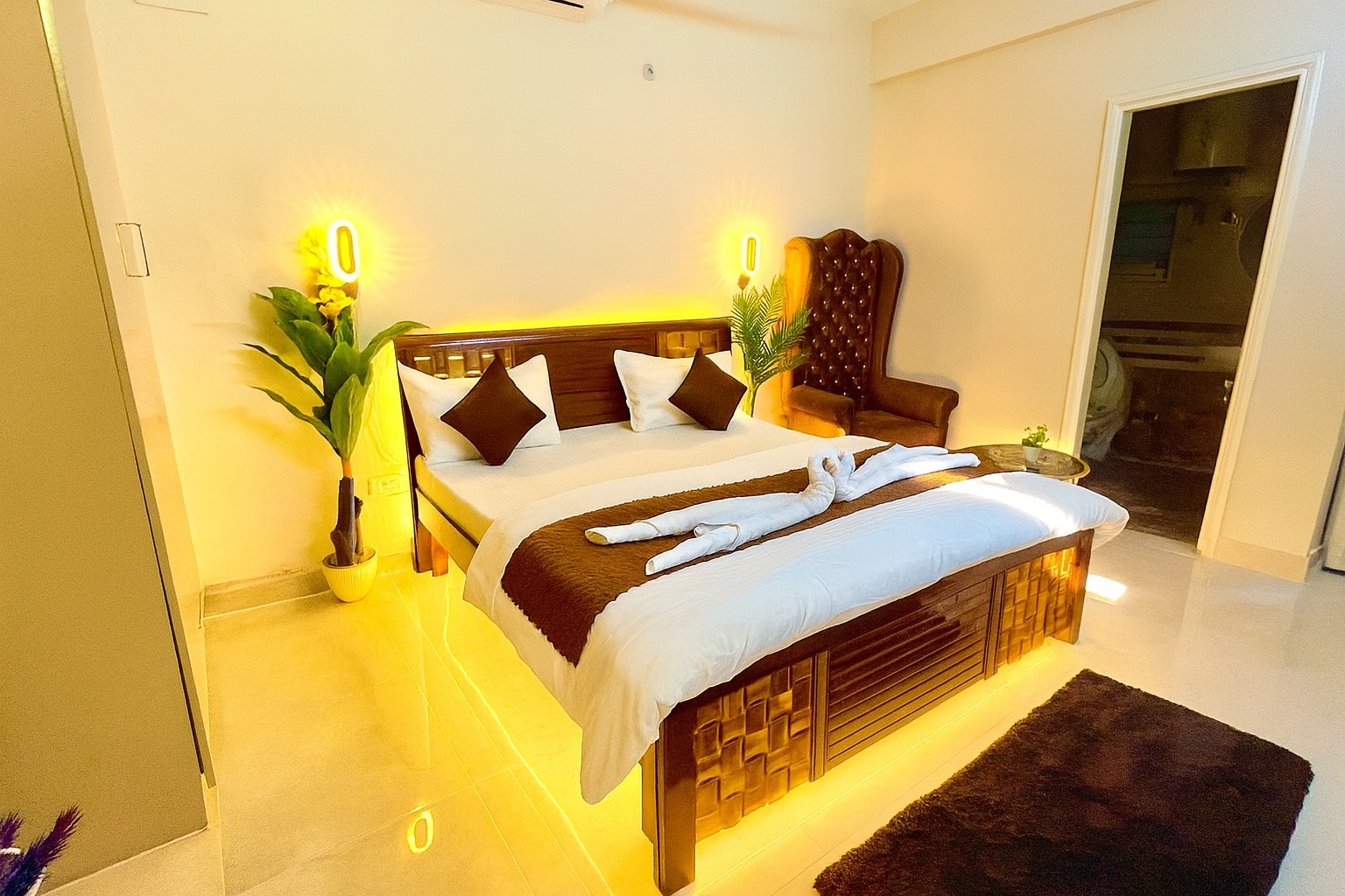 3 BHK Fully Serviced Villa By Grover Residency - Tap to explore photos