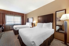 Best Western Plus Peace River Hotel & Suites