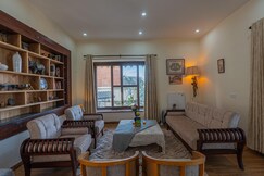 Alaya Stays SnowPeak 3 BHK Villa With Hill Views