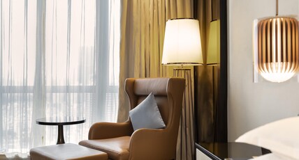 Hilton Shenzhen Futian Room Type - TWIN DELUXE ROOM CITY VIEW