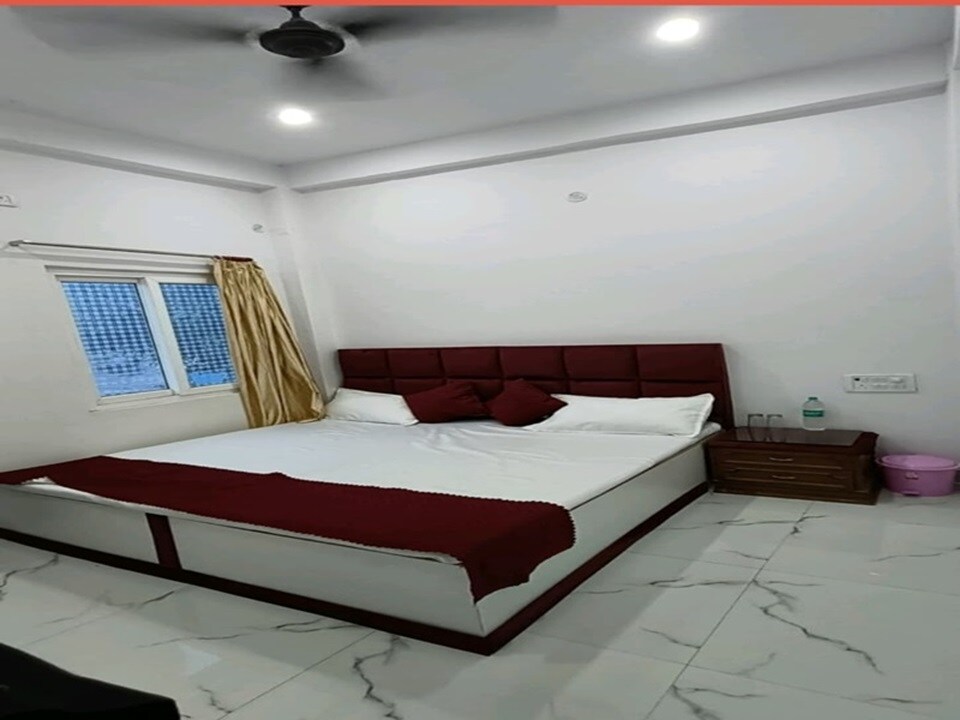 New Relax Inn (P) Guest House - Tap to explore photos
