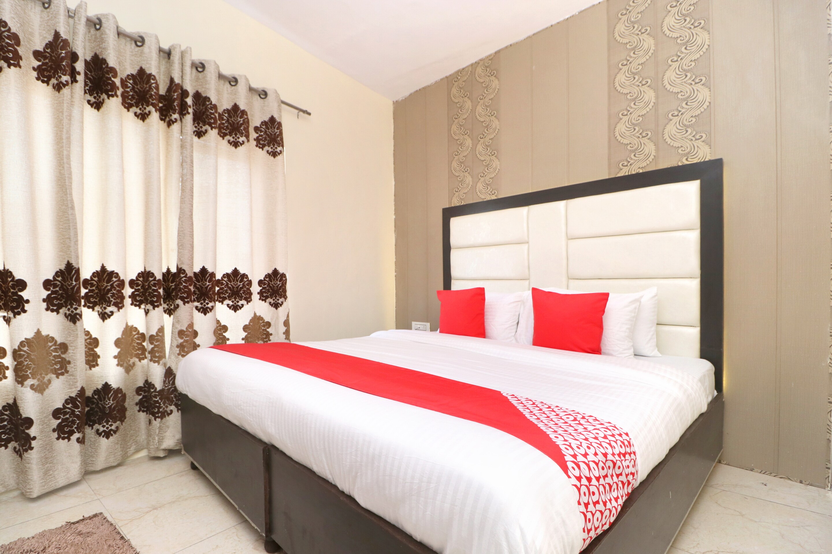 Hotel O Sood Stays - Tap to explore photos