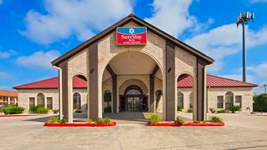 Best Western Plus Fiesta Inn - Tap to explore photos