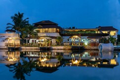 S Cross Munroe Island Resort