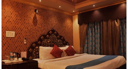HAZARDUARI RESIDENCY Room Type - Deluxe Room