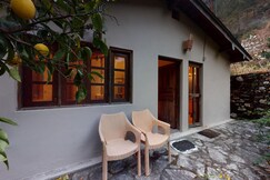 Address of Riverside Cottage