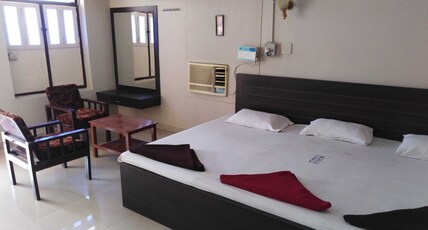 New Bava Lodge Room Type - AC Double bed