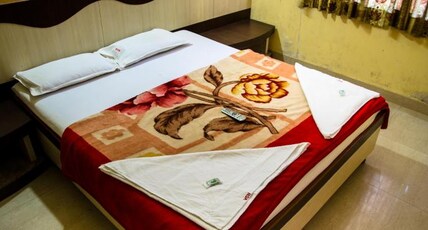Sai Aradhana Room Type - Double Bed Non AC