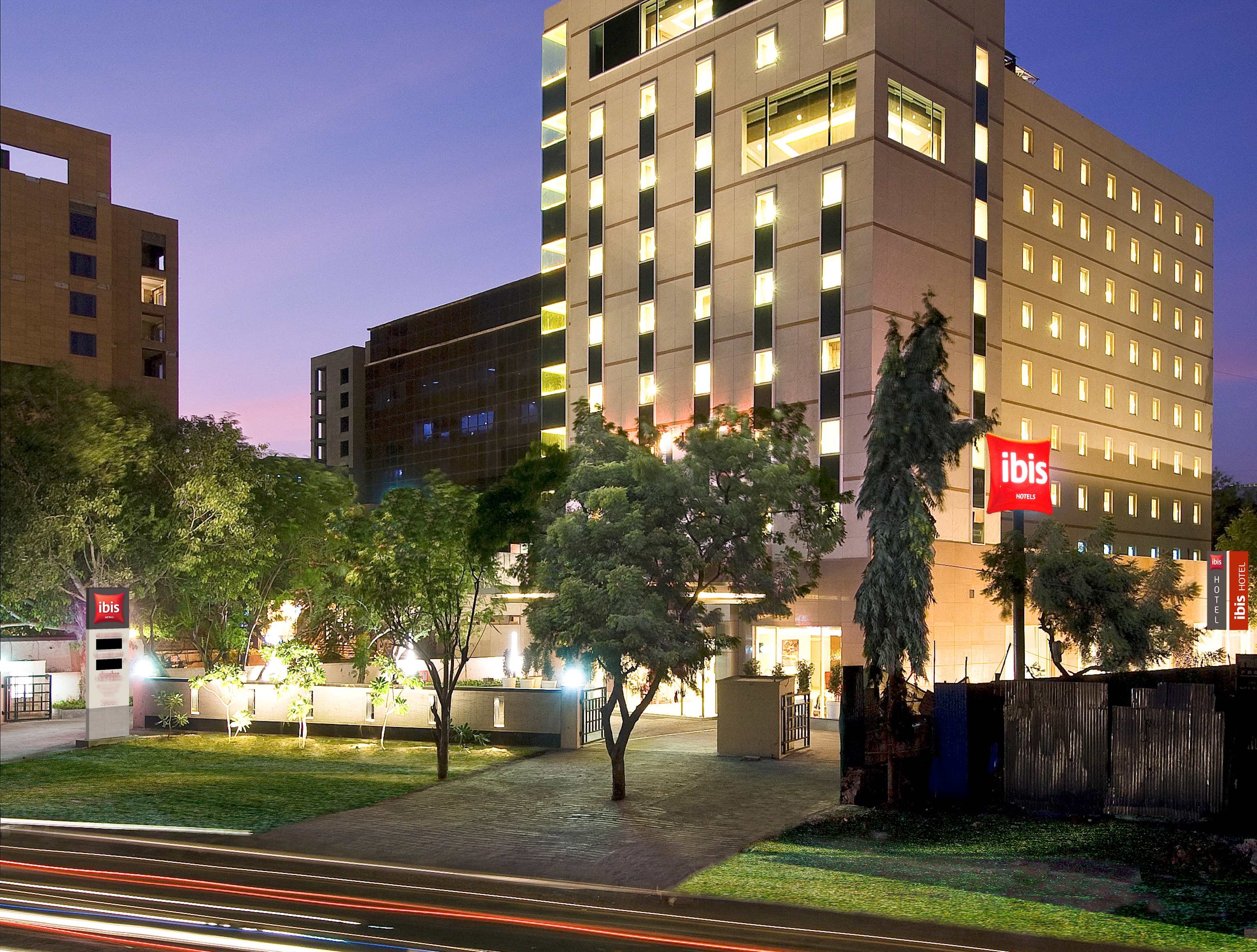 IBIS Pune Viman Nagar - An Accor Brand - Tap to explore photos