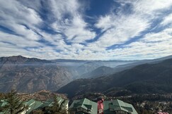 Shimla TerraHaus Penthouse w  stunning valley view