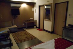 Address of Pacific Inn Huda City Centre