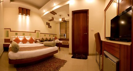 Hotel Aster Inn ,Karol Bagh Room Type - Classic room with free wifi.