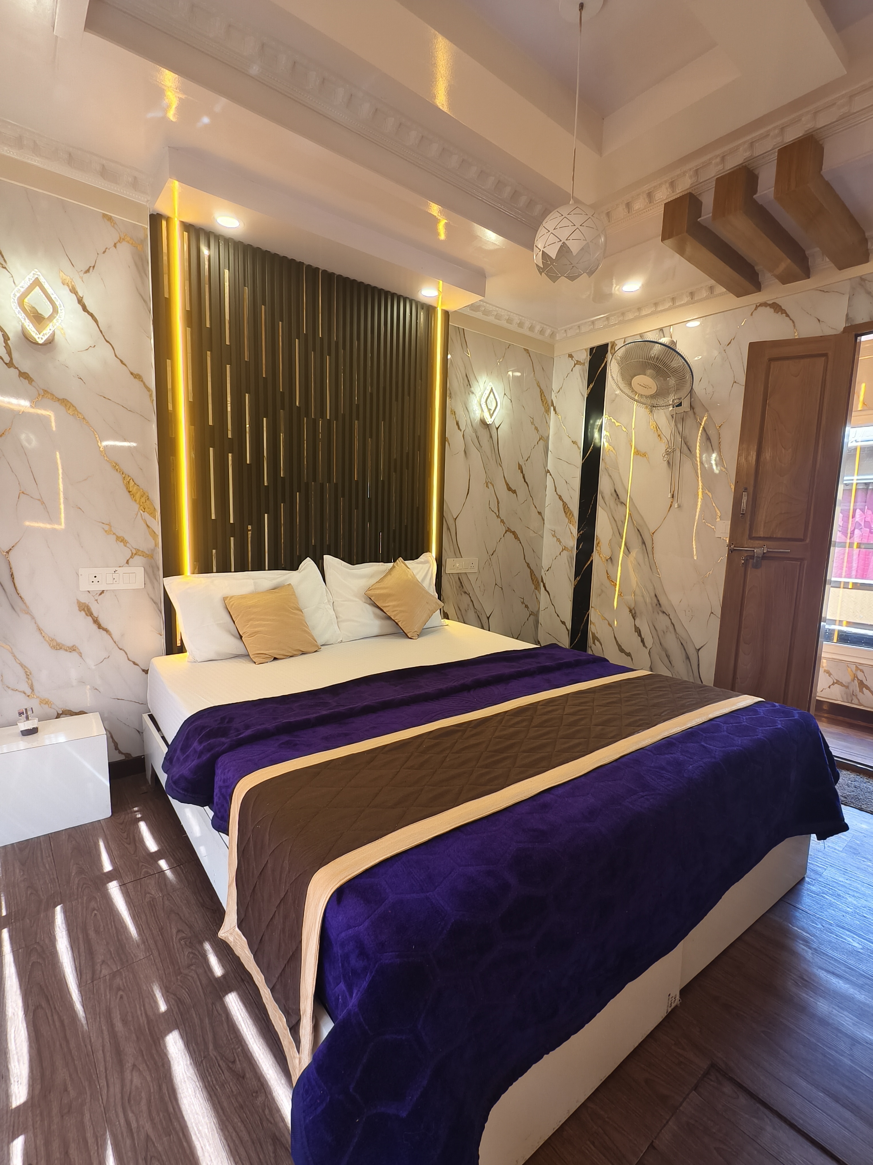 Anugraha Cruise Houseboats - Tap to explore photos