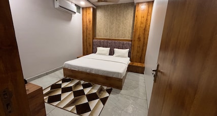 Hotel Shree Shyam Palace Room Type - Deluxe Room Hotel Shree Shyam Palace Room Type - Deluxe Room