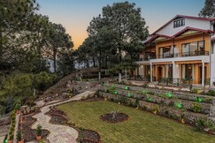Pine View Resort by ELIVAAS Signature